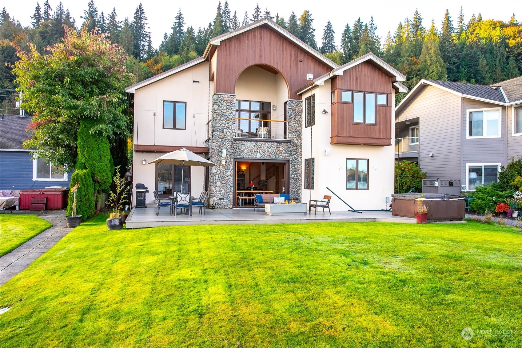 Property Photo:  2670 Lake Whatcom Boulevard  WA 98229 