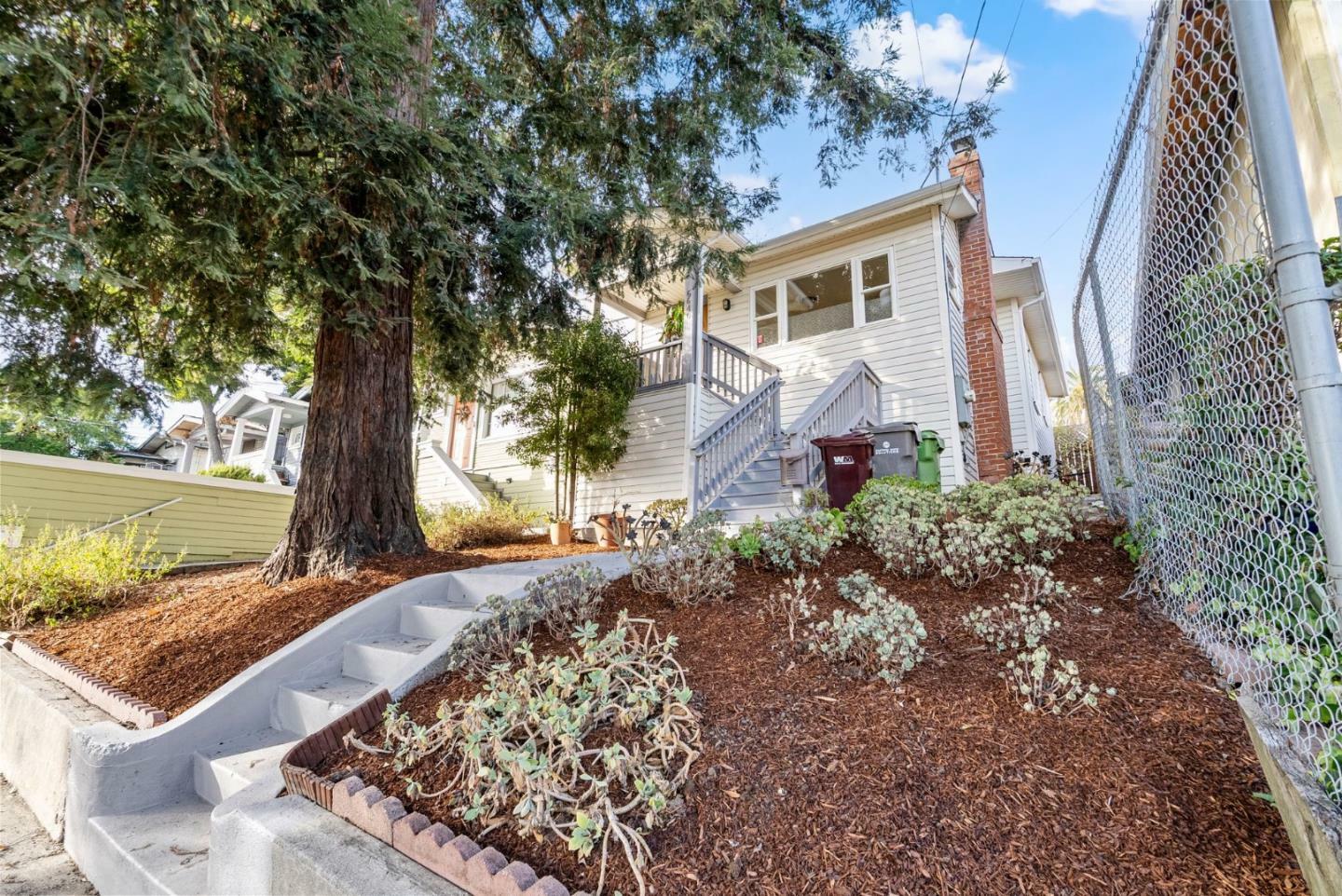 Property Photo:  6640 Brann Street  CA 94605 