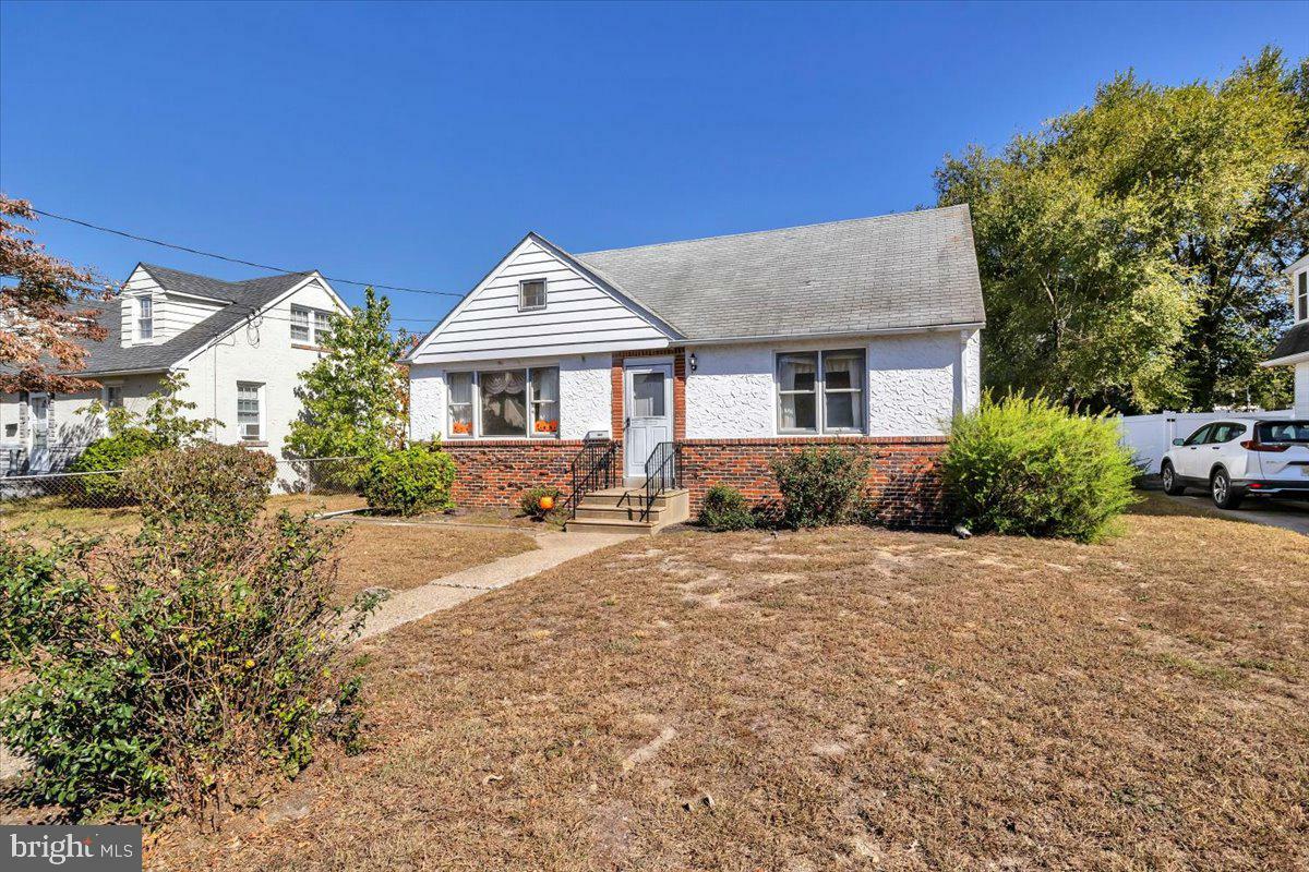 Property Photo:  1011 Melrose Avenue  NJ 08012 