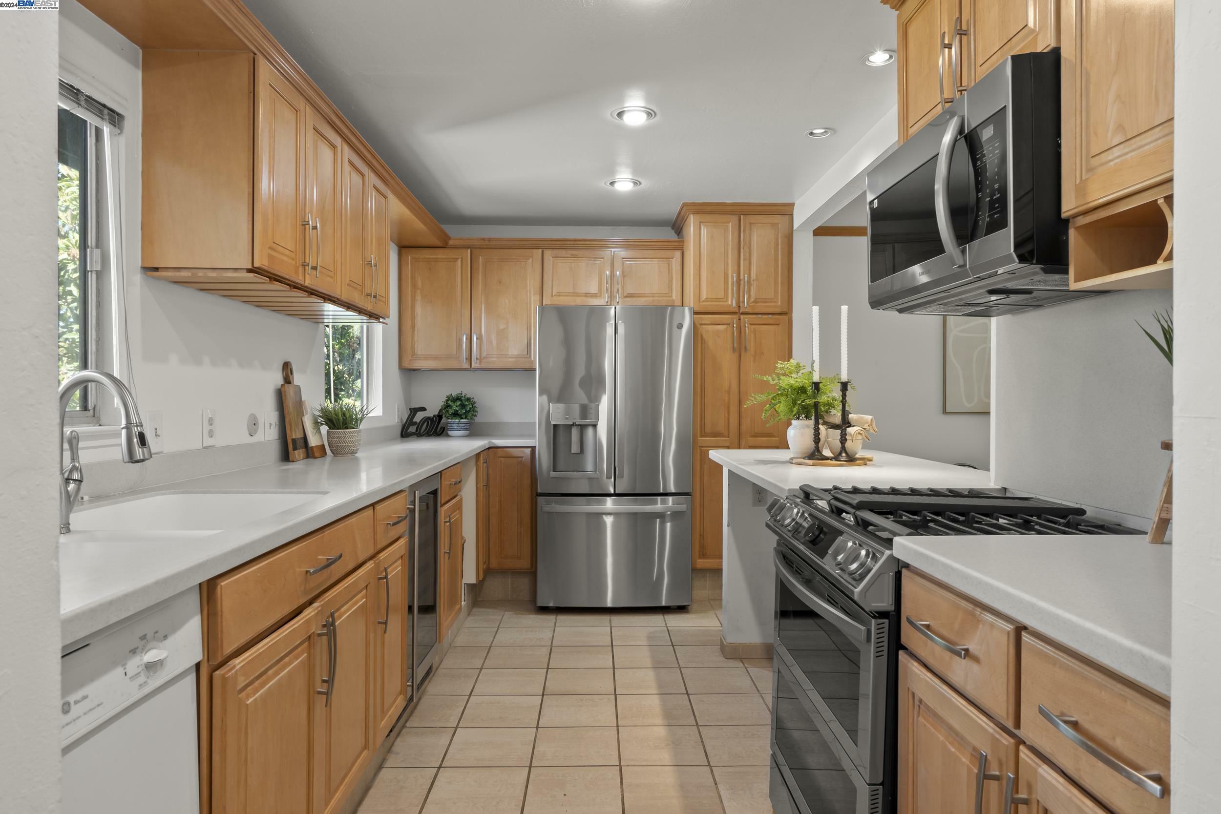 Property Photo: 1731 Ellis St 34 CA 94520