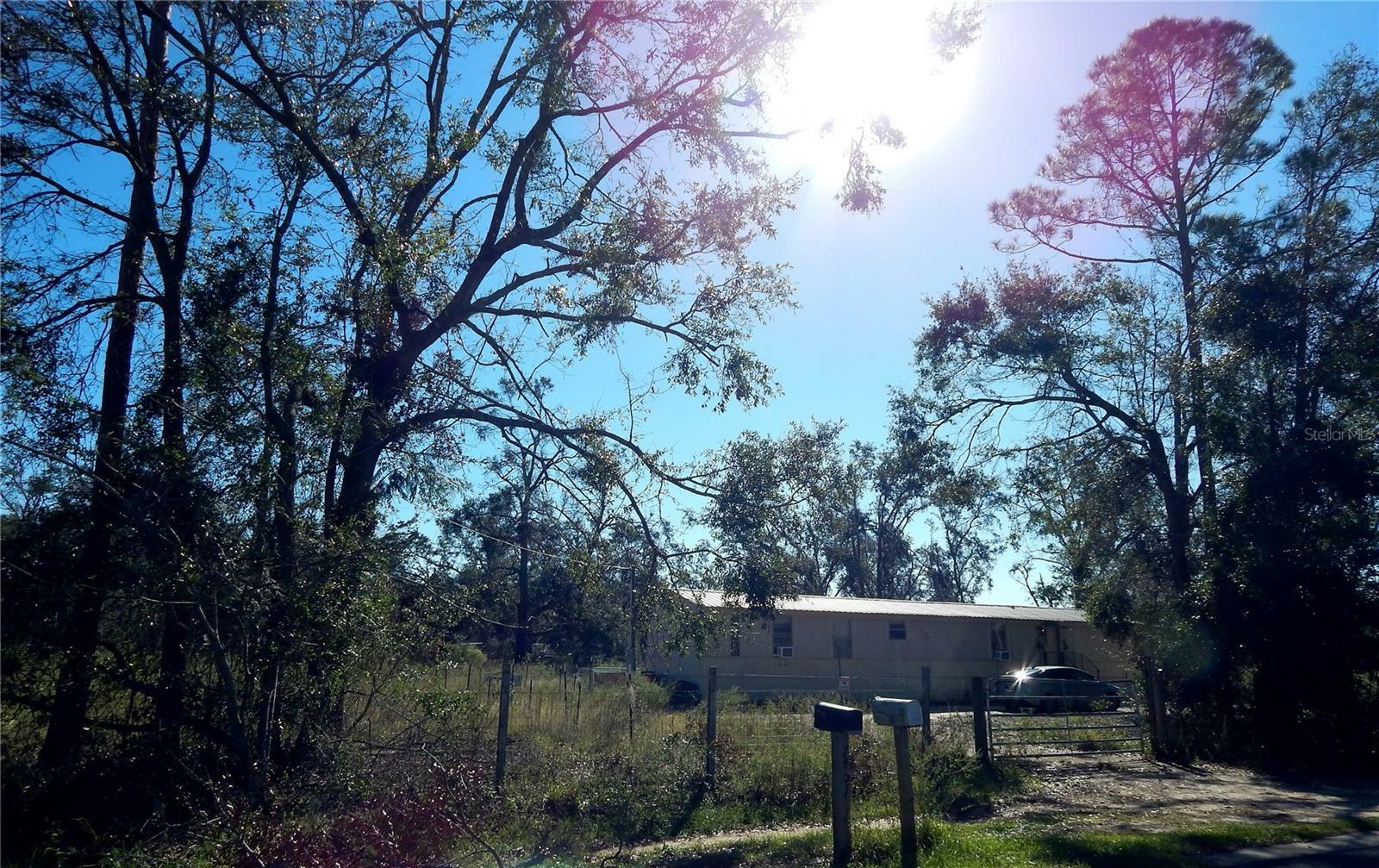 Property Photo: 7462 River Road FL 32060