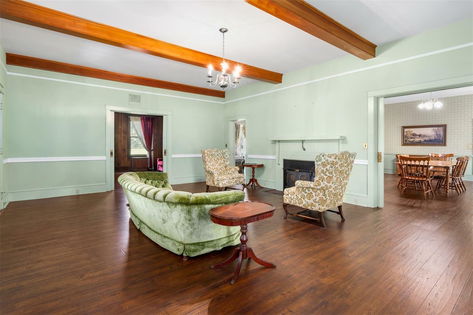 Property Photo: 26502 NW 3rd Avenue FL 32669