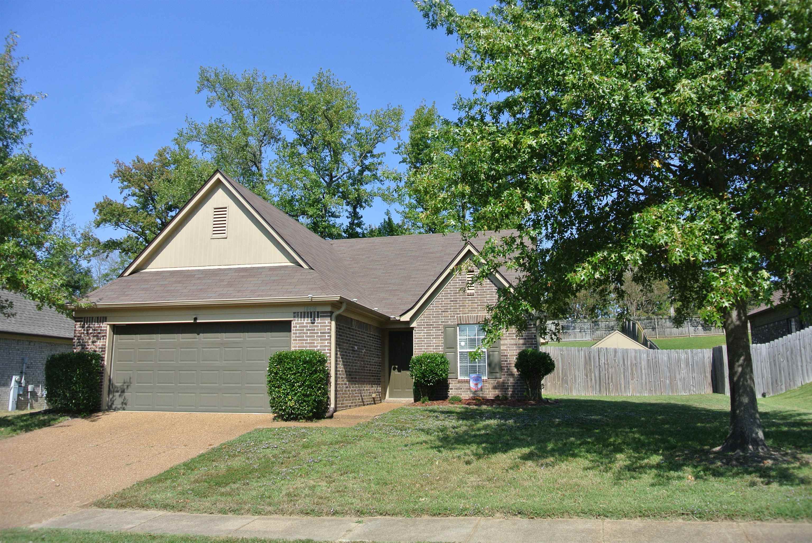 10470 Redmond Cir N  Memphis TN 38016 photo