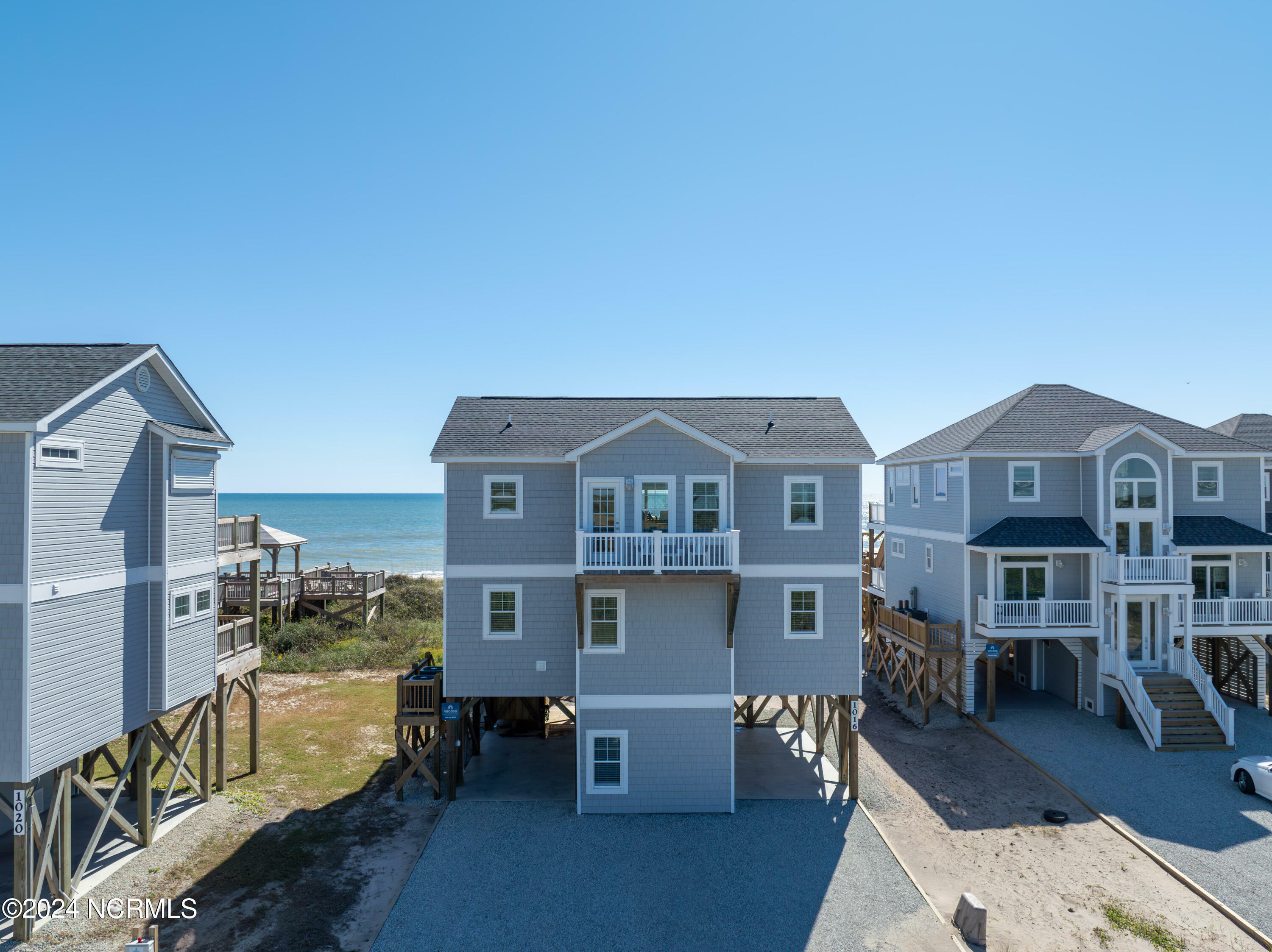 Property Photo:  1016 New River Inlet Road  NC 28460 