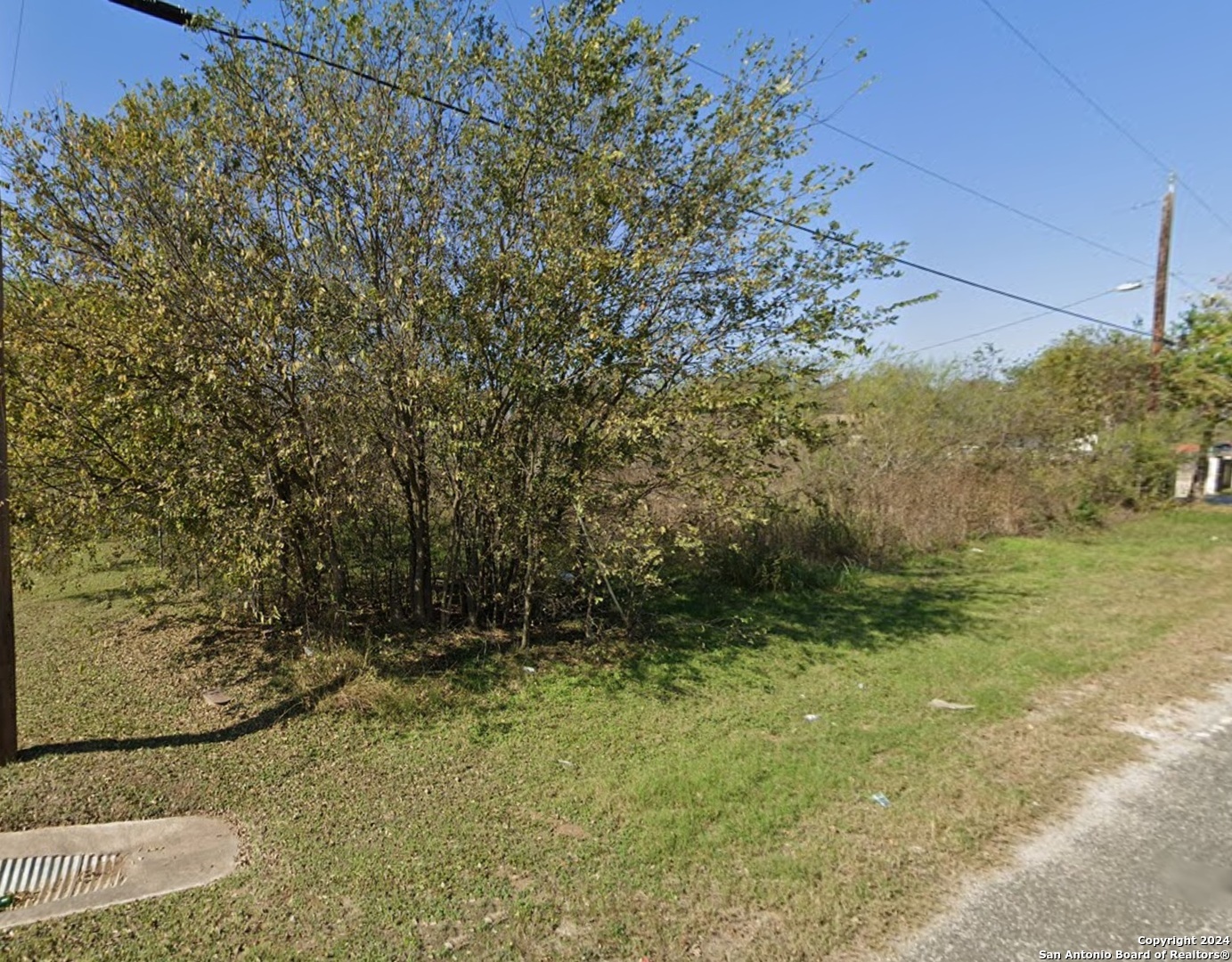 Property Photo:  109 Daniel Rd  TX 78220 