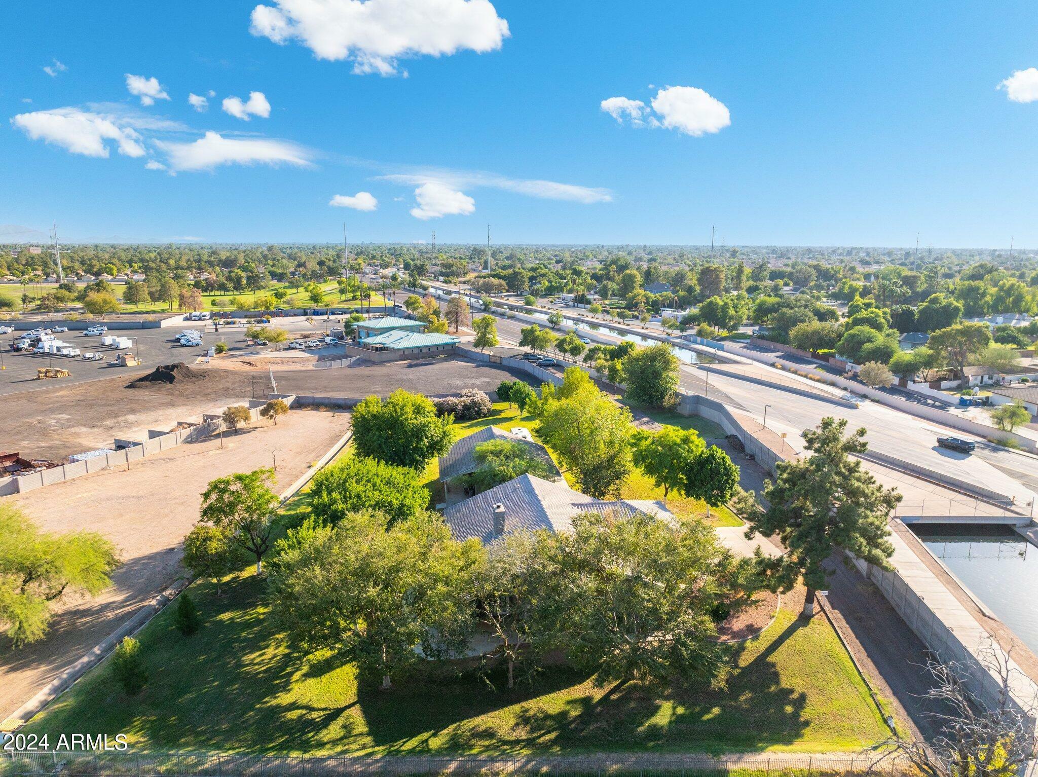 Property Photo:  609 N Lindsay Road  AZ 85234 