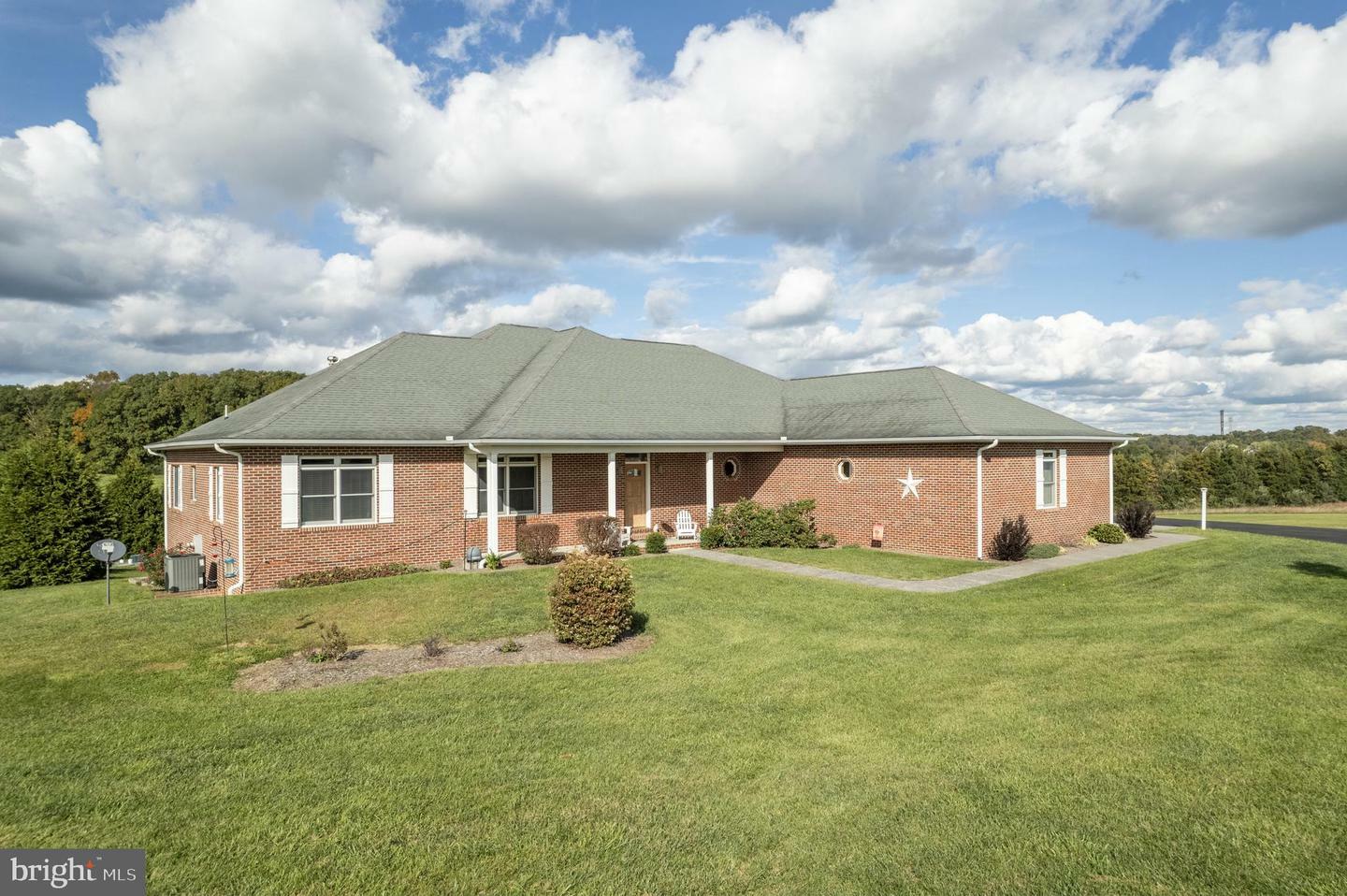 Property Photo:  424 Riley Mill  VA 22645 