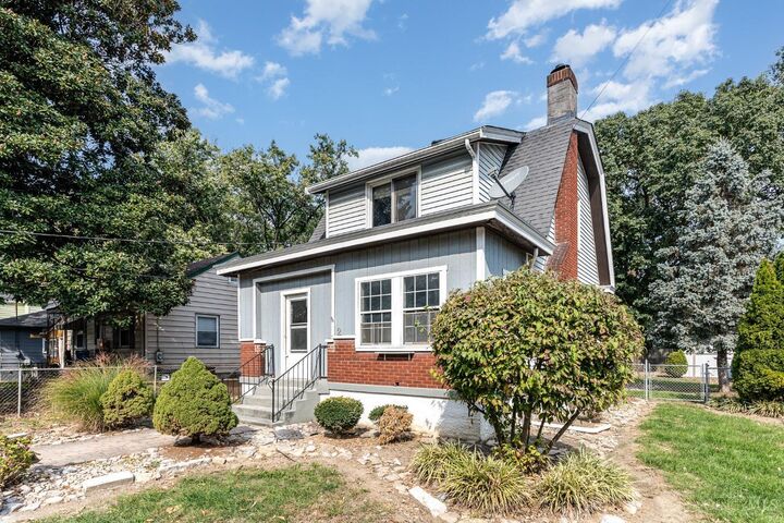 2 Caldwell Drive  Springfield Twp. OH 45216 photo