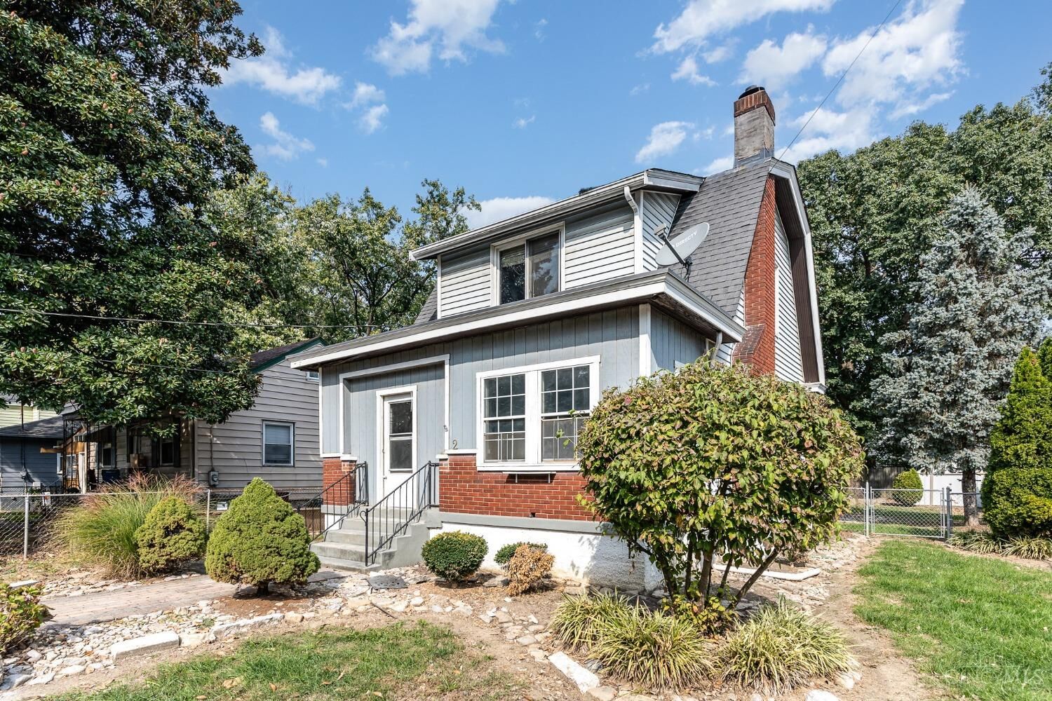 Property Photo:  2 Caldwell Drive  OH 45216 