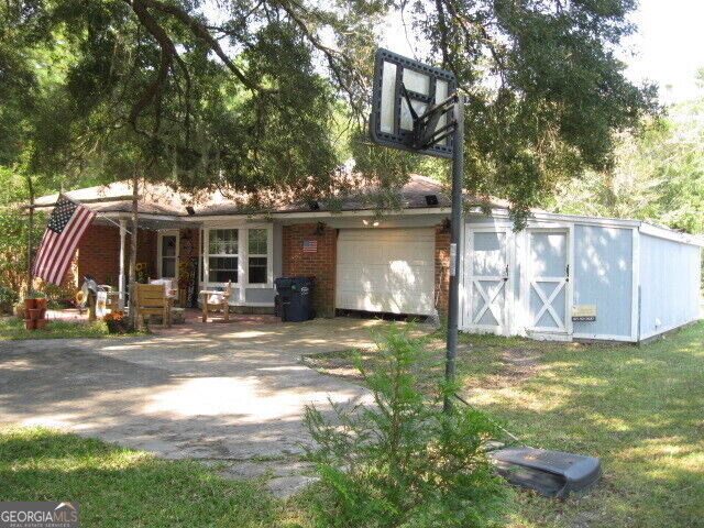 Property Photo:  7811 Harrietts Bluff Road  GA 31569 