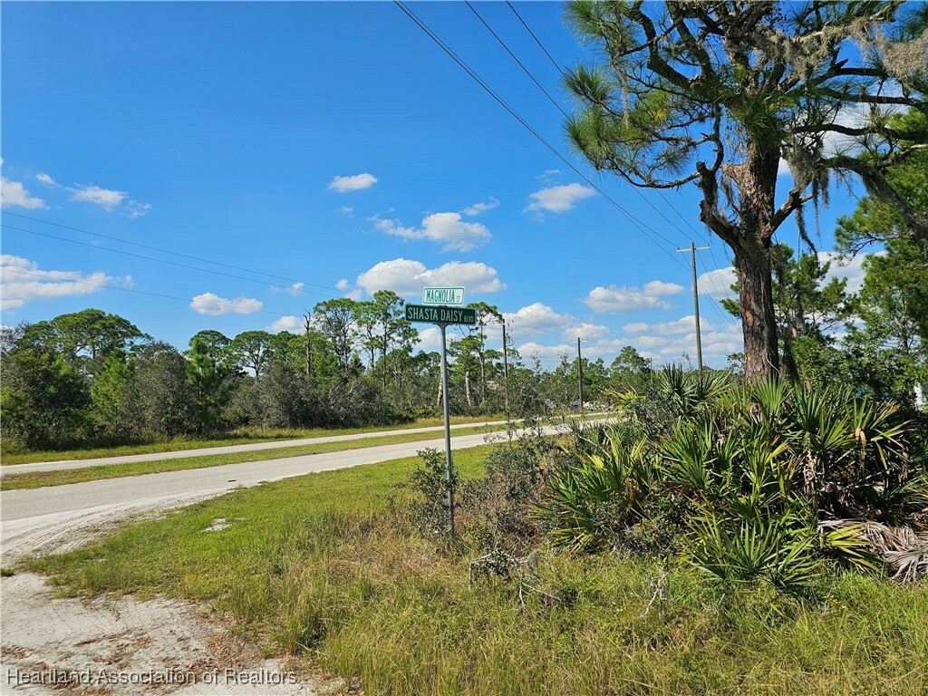 Property Photo:  7105 Orchid Place  FL 33875 