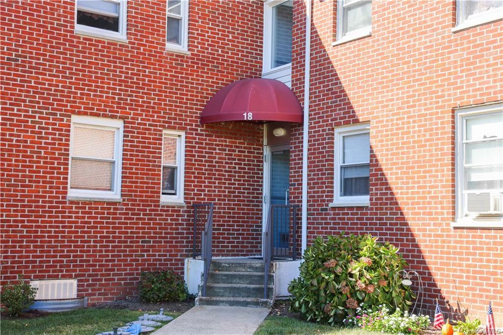 Property Photo:  18 Arlington 2B  NY 10710 