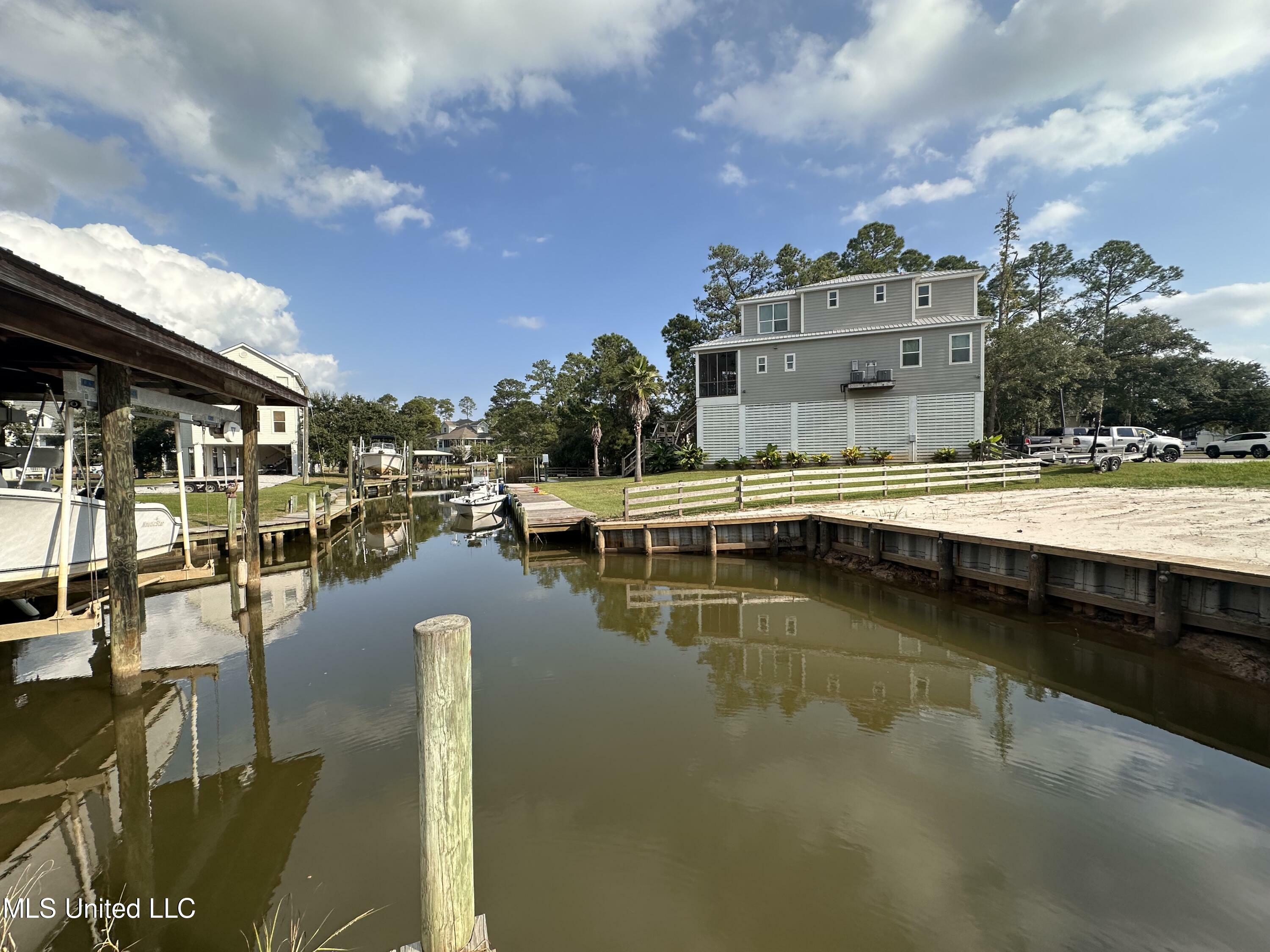 Property Photo:  242 Fernwood Drive  MS 39571 