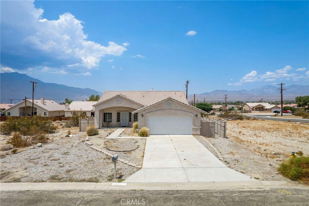 Property Photo:  16087 Bubbling Wells Road  CA 92240 