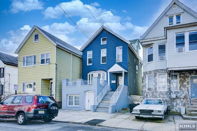 Property Photo:  187 Pearsall Avenue  NJ 07305 