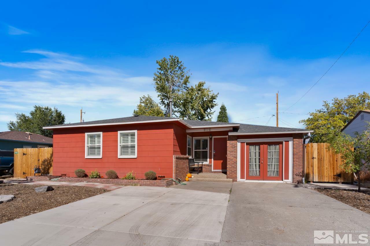 Property Photo:  912 Oxford Ave  NV 89431 