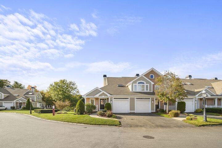 Property Photo:  410 Salem St 305  MA 01880 