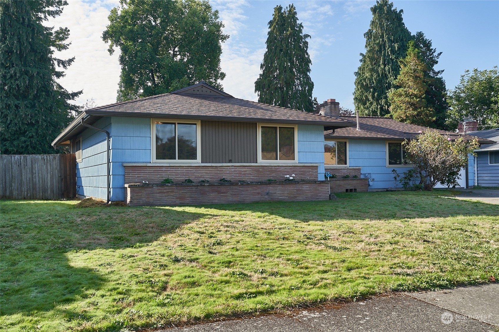 Property Photo:  1330 23rd Street SE  WA 98002 