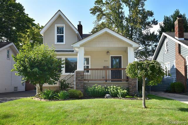 Property Photo:  217 W Houstonia Avenue  MI 48073 