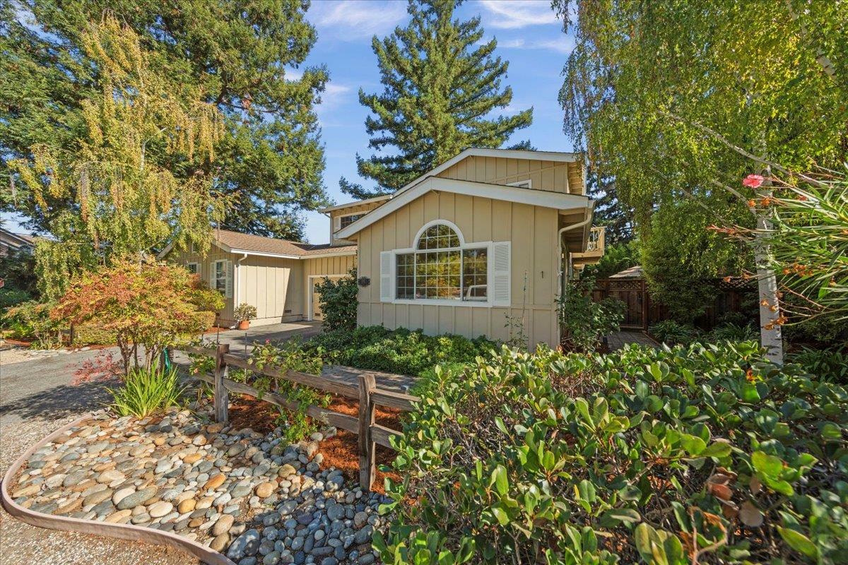 Property Photo:  1 Milton Street  CA 94061 