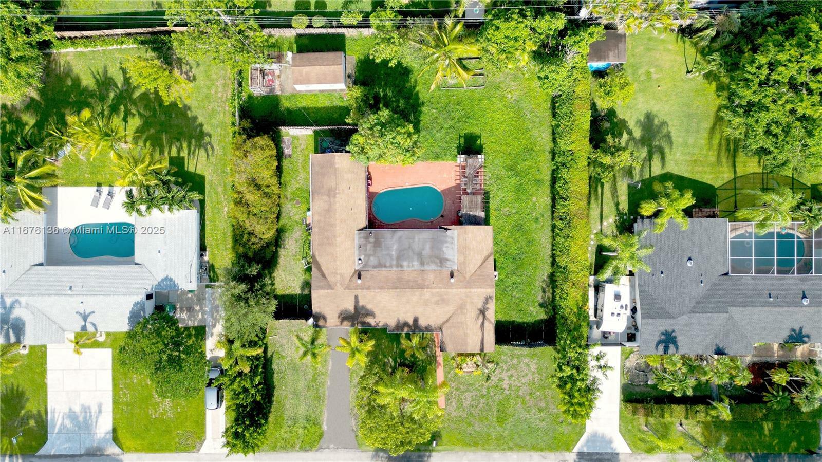 Property Photo: 14465 SW 96th Ave FL 33176