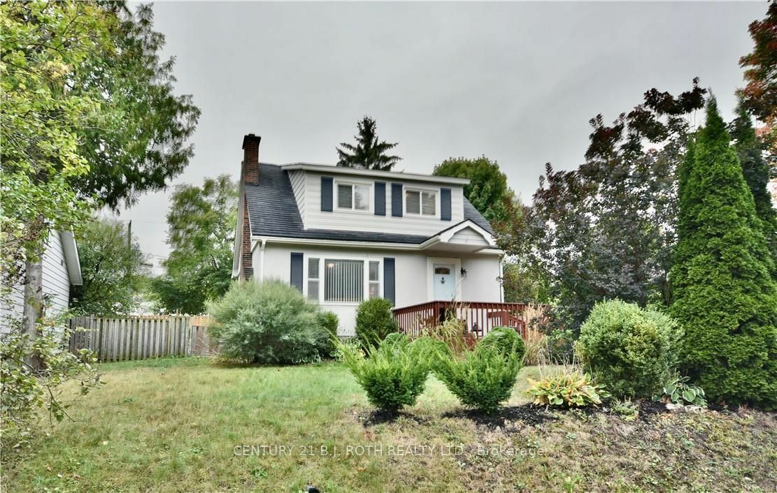 Property Photo:  379 Old Muskoka Rd  ON L3V 4G6 