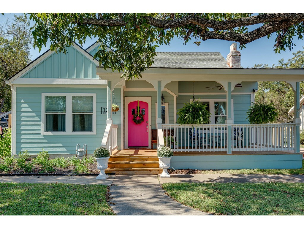 Property Photo:  1709 Lexington Street  TX 76574 