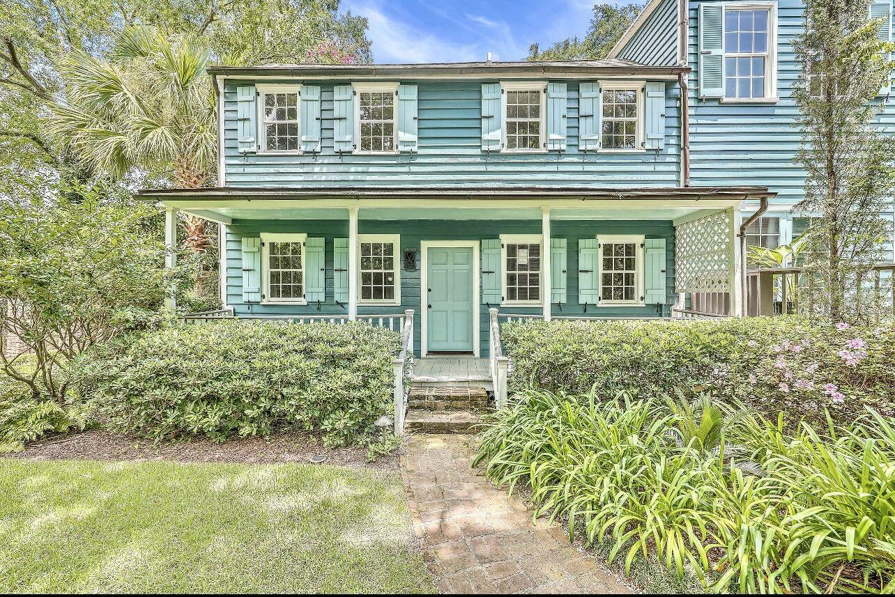 66 1/2 Warren Street Carriage House  Charleston SC 29403 photo