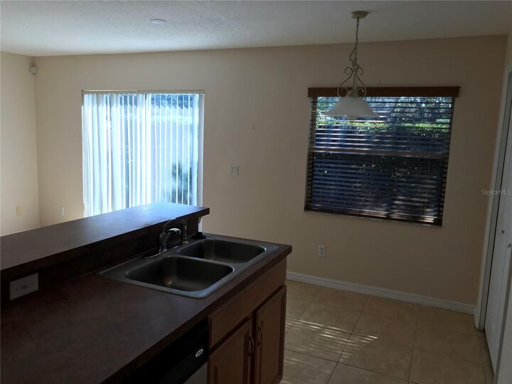 Property Photo: 4442 Maidenhair Cove FL 32765