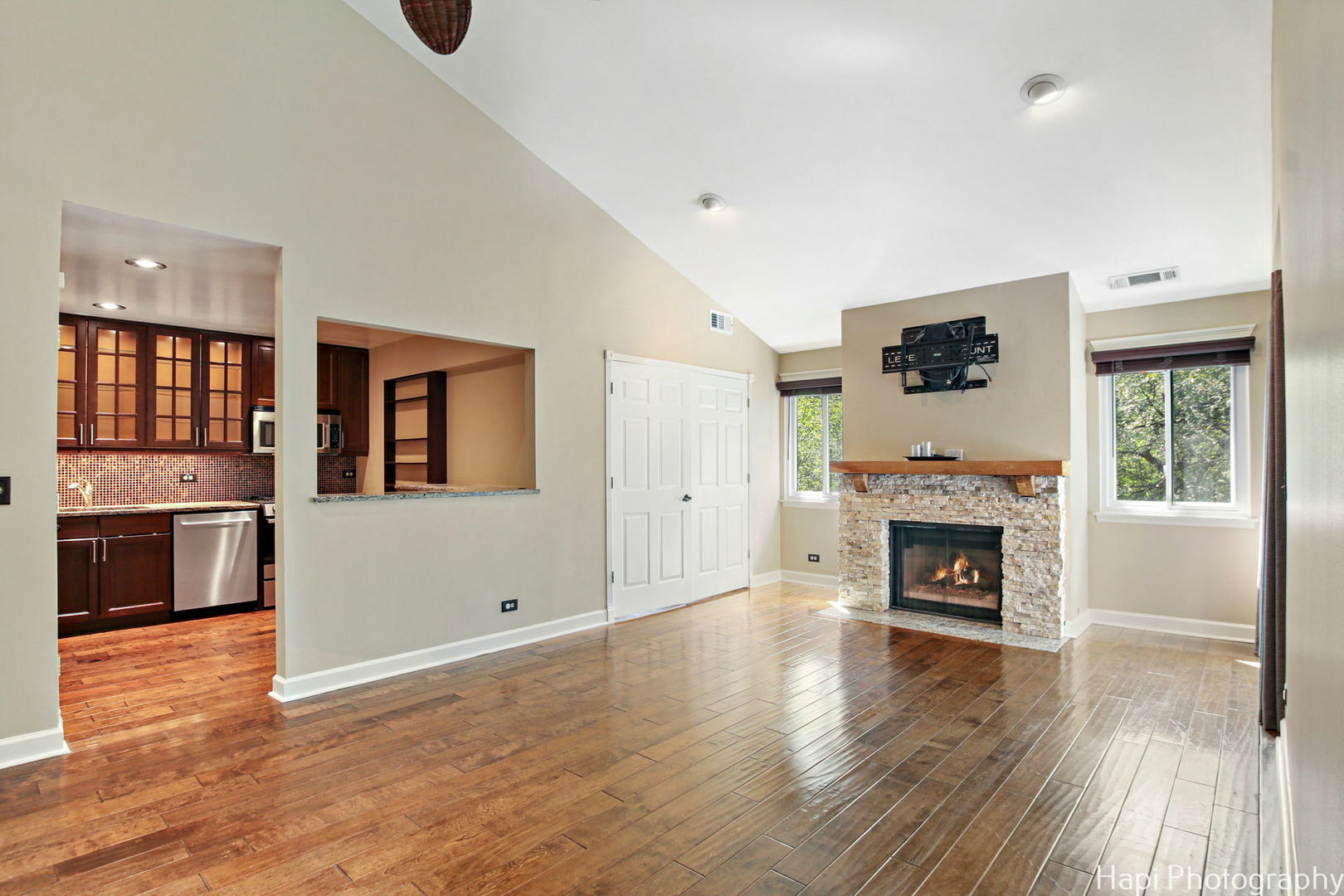 Property Photo:  203 Blossom Court 203  IL 60089 