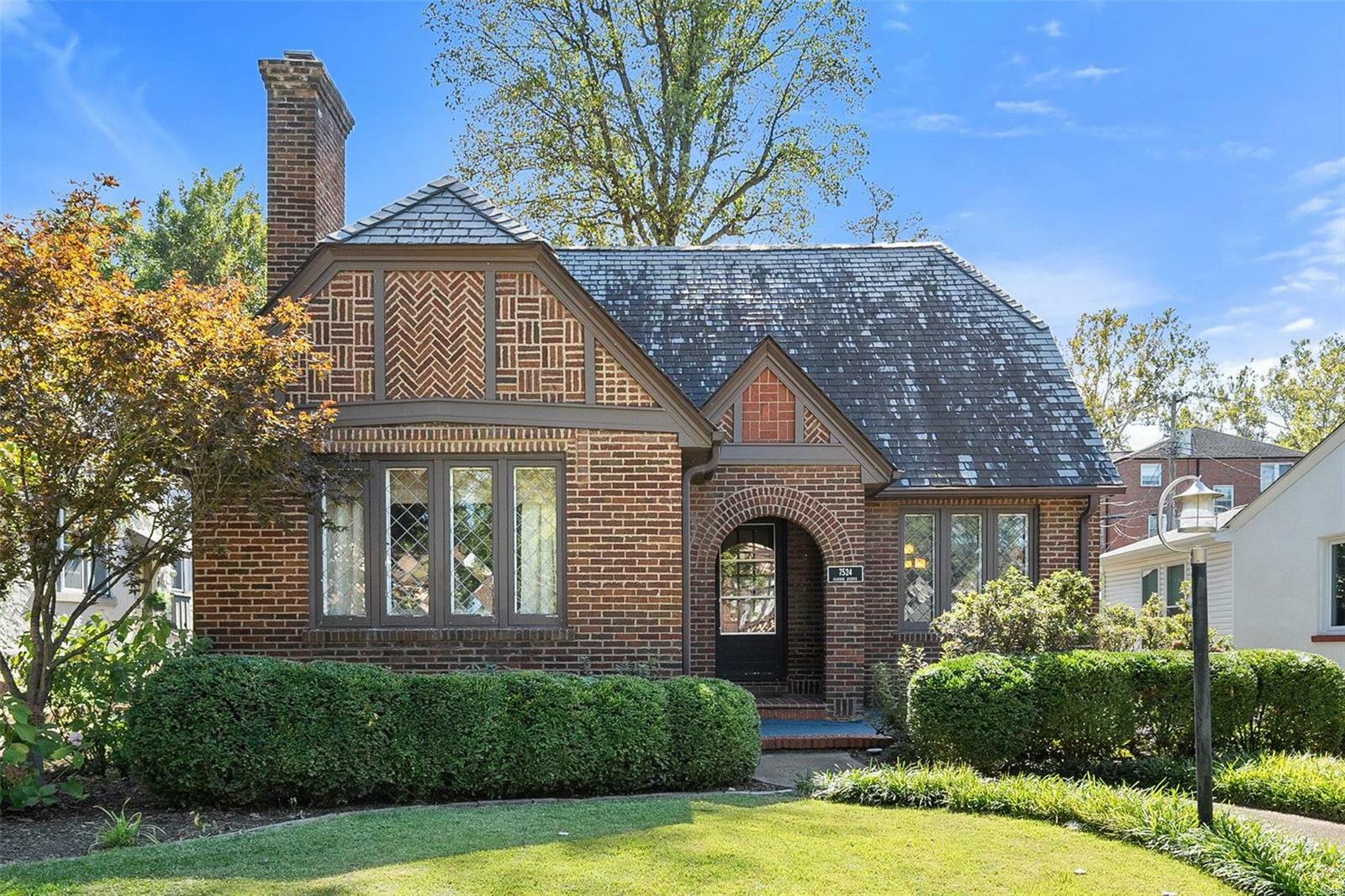 Property Photo: 7524 Gannon Avenue MO 63130