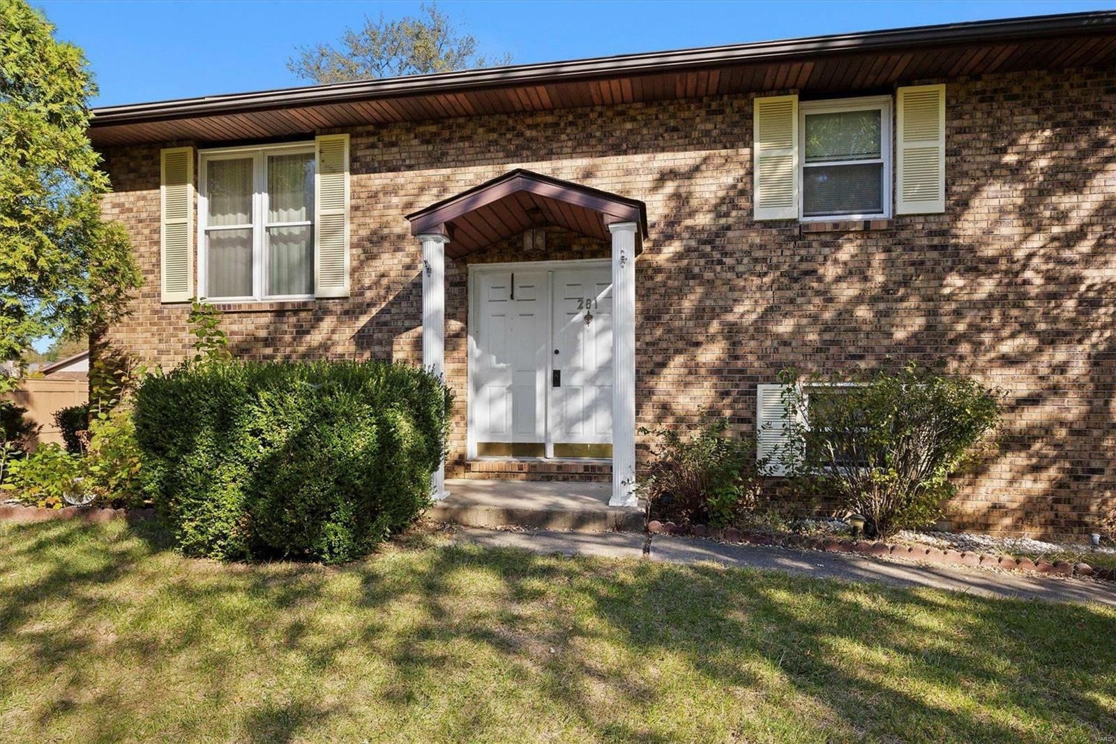 Property Photo:  201 Beau Gon Drive  IL 62226 