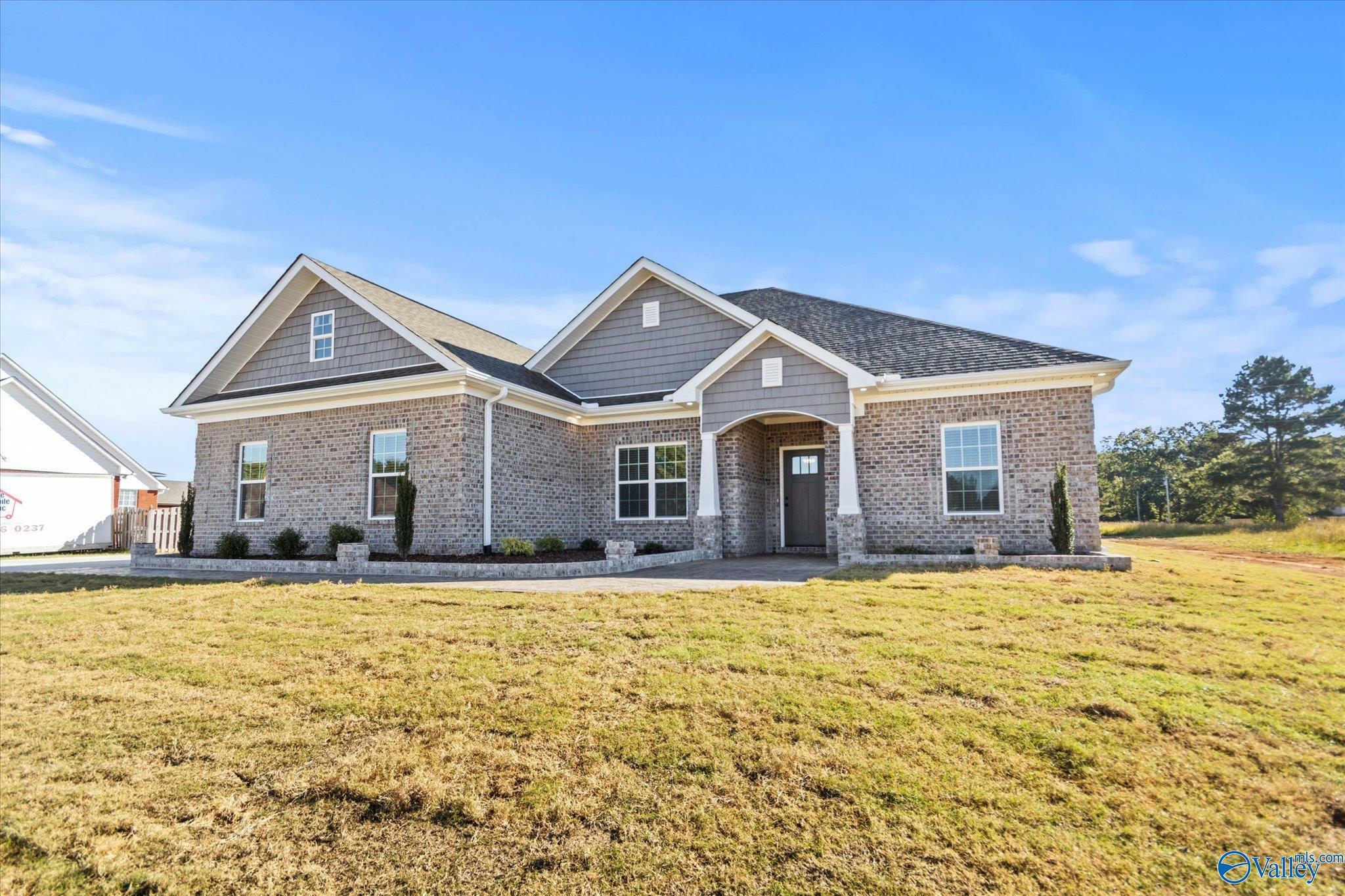 Property Photo: 22198 Southern Breeze AL 35613