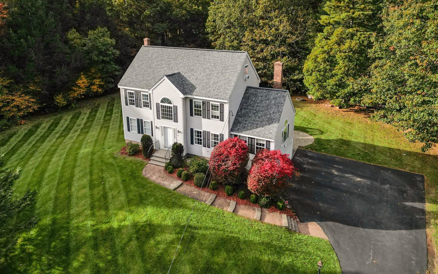 Property Photo:  31 Williamine Drive  NH 03858 