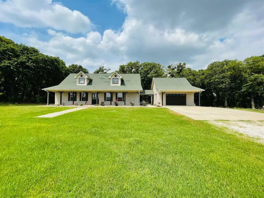 Property Photo:  207 Emberson Chapel Road  TX 76258 