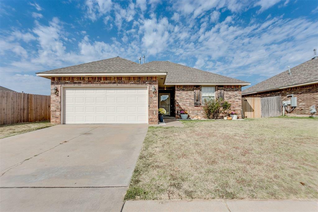 Property Photo:  10617 SW 32nd Street  OK 73099 
