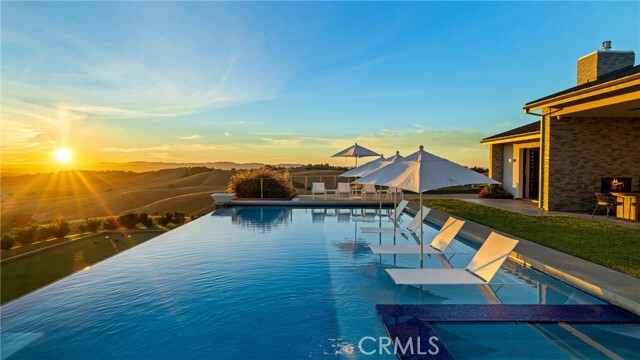 Property Photo: 888 Camino Vina CA 93446