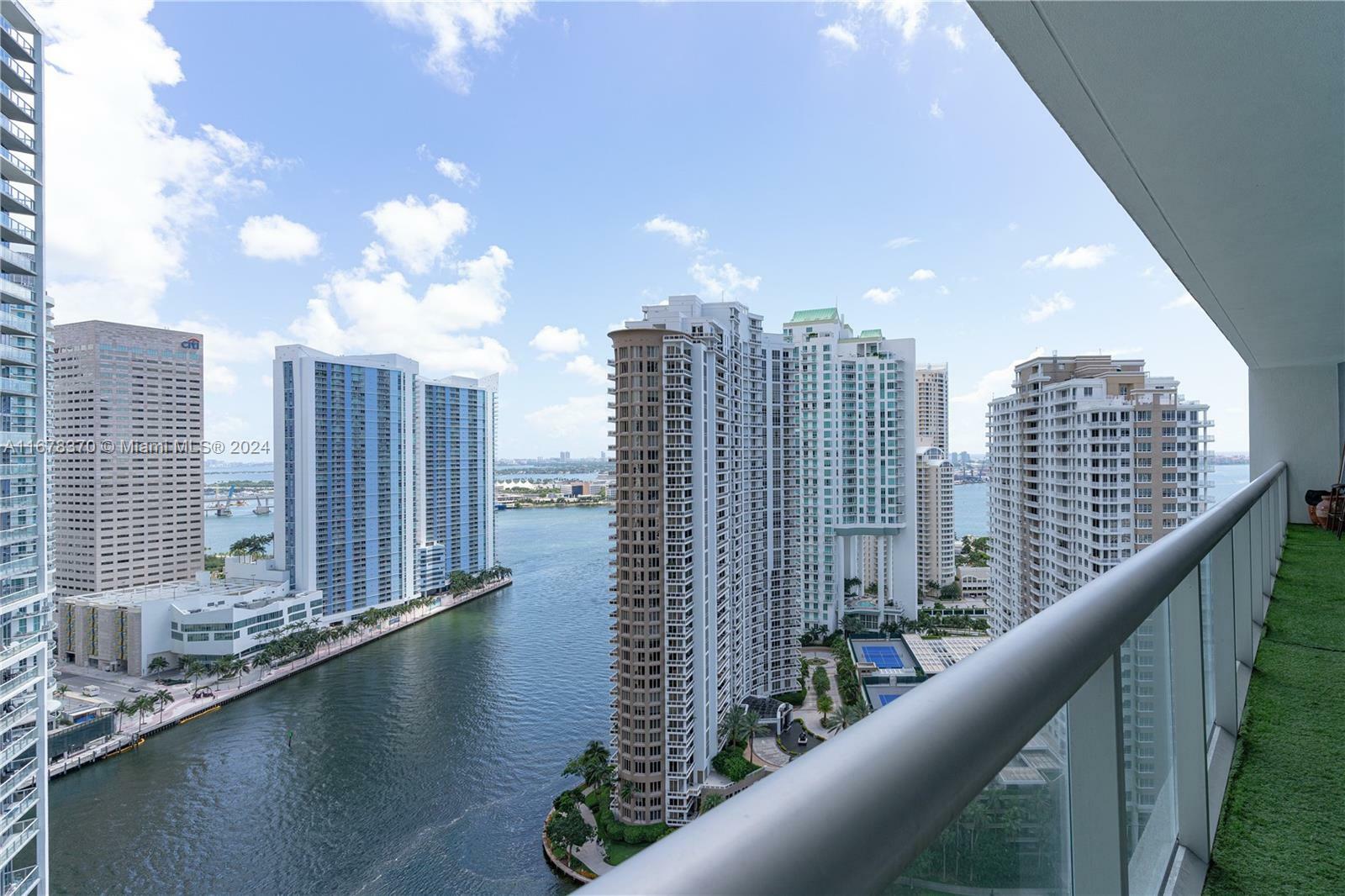 Property Photo:  495 Brickell Ave 2704  FL 33131 