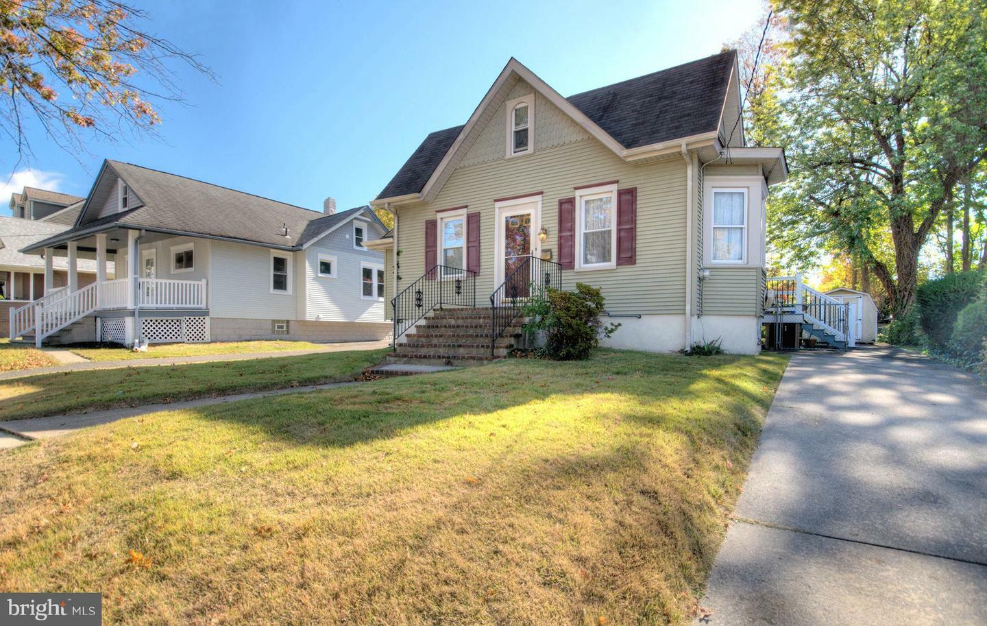 Property Photo:  432 Oak Street  NJ 08106 