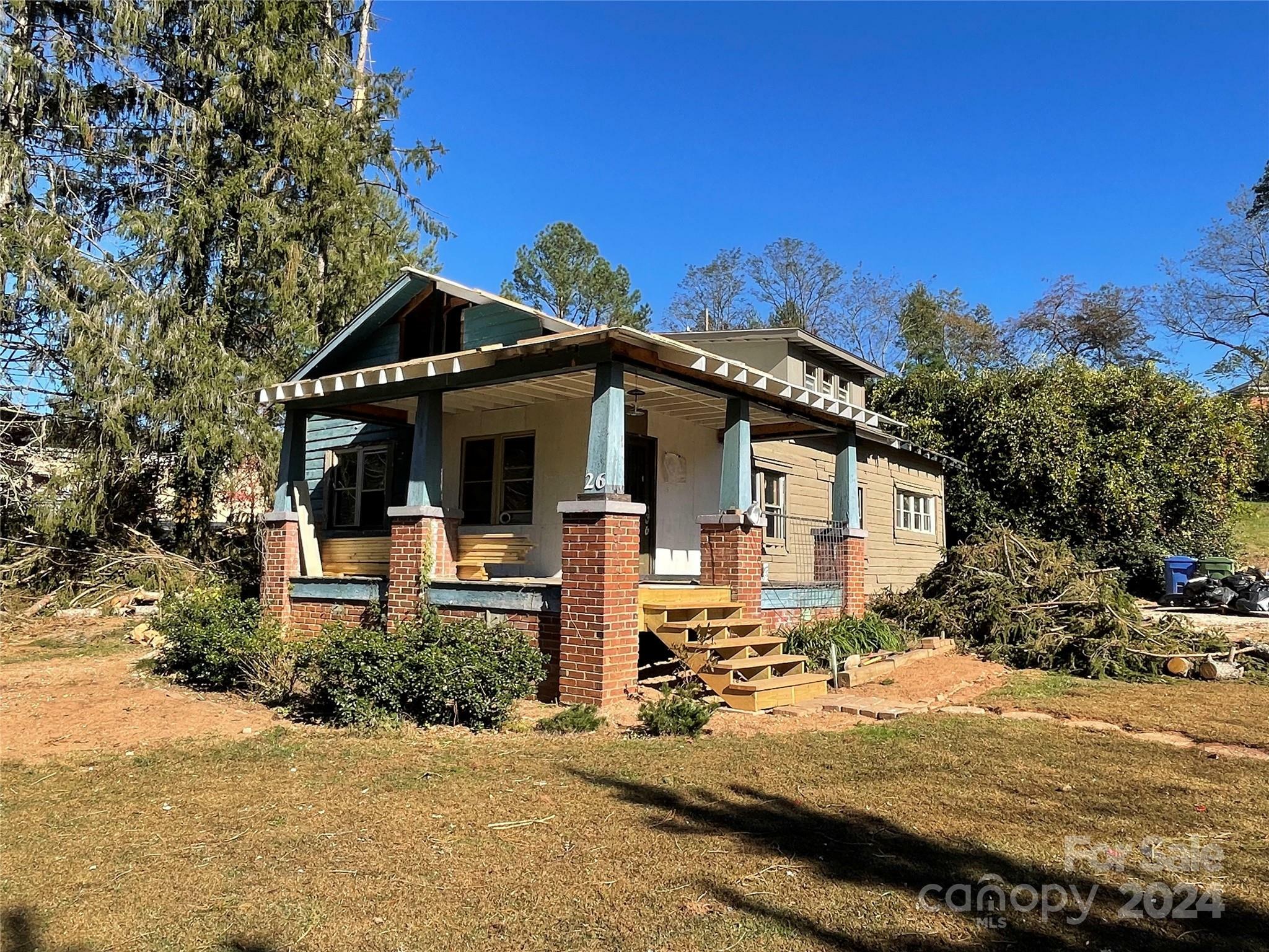 Property Photo:  26 Overlook Road  NC 28803 