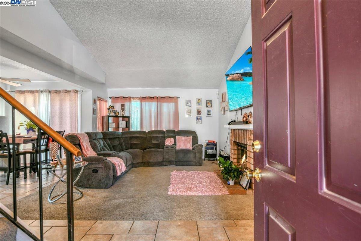 Property Photo:  2509 Roca Dr  CA 94509 