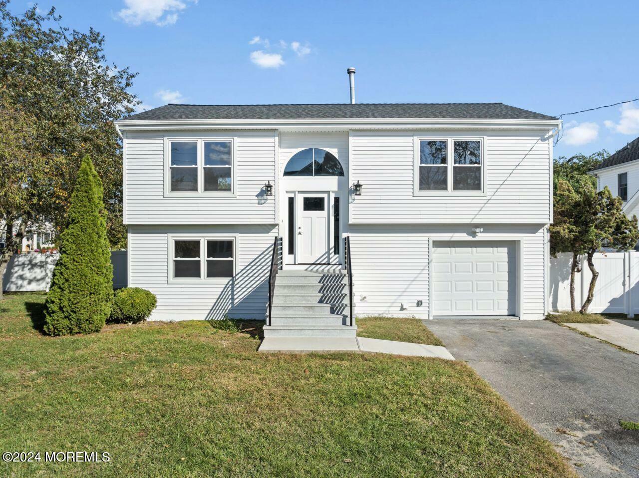 Property Photo:  1808 Cottage Place  NJ 07719 