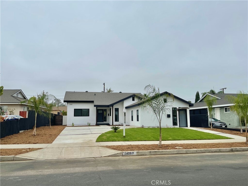 Property Photo:  14280 San Jose Street  CA 91345 