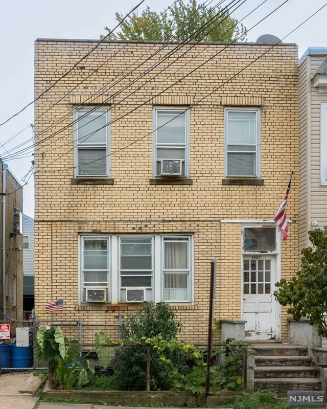 Property Photo:  1407 43rd Street  NJ 07047 