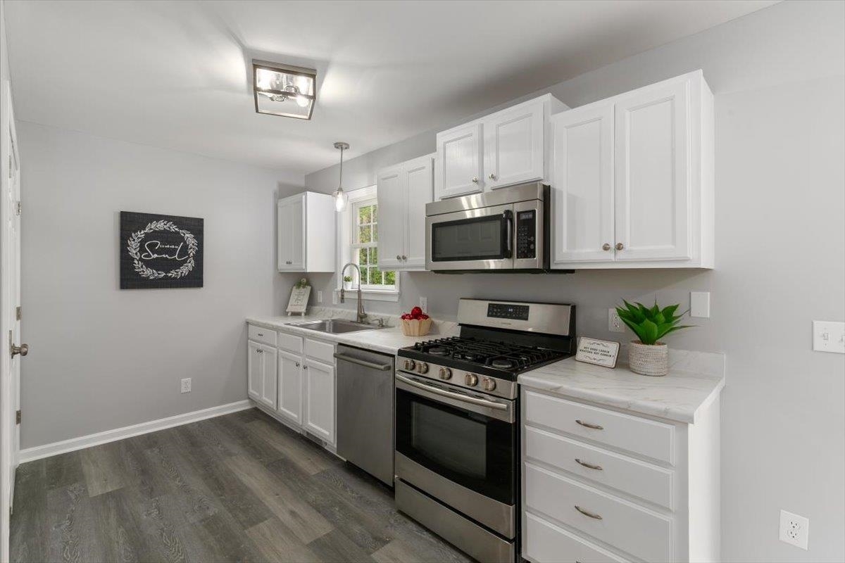 Property Photo: 256 Dowboro Road NH 03263