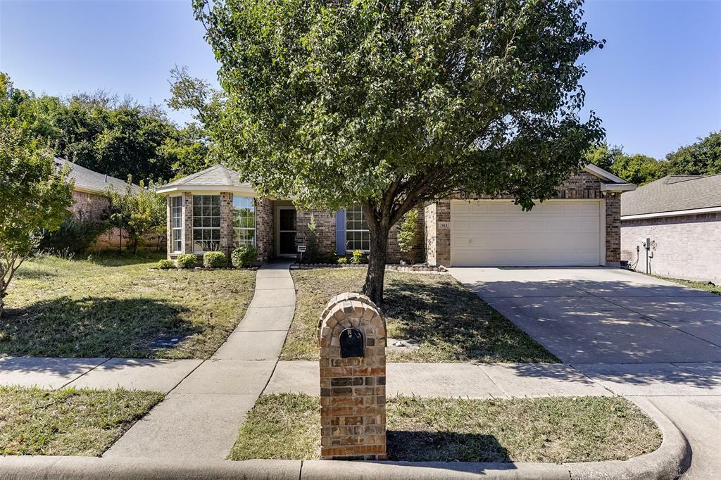 913 Green Acres Lane  Midlothian TX 76065 photo