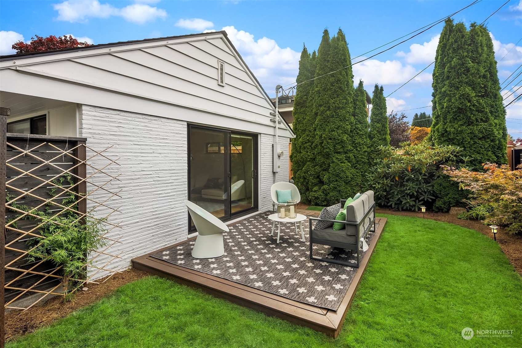 Property Photo:  3715 W Bertona Street  WA 98199 