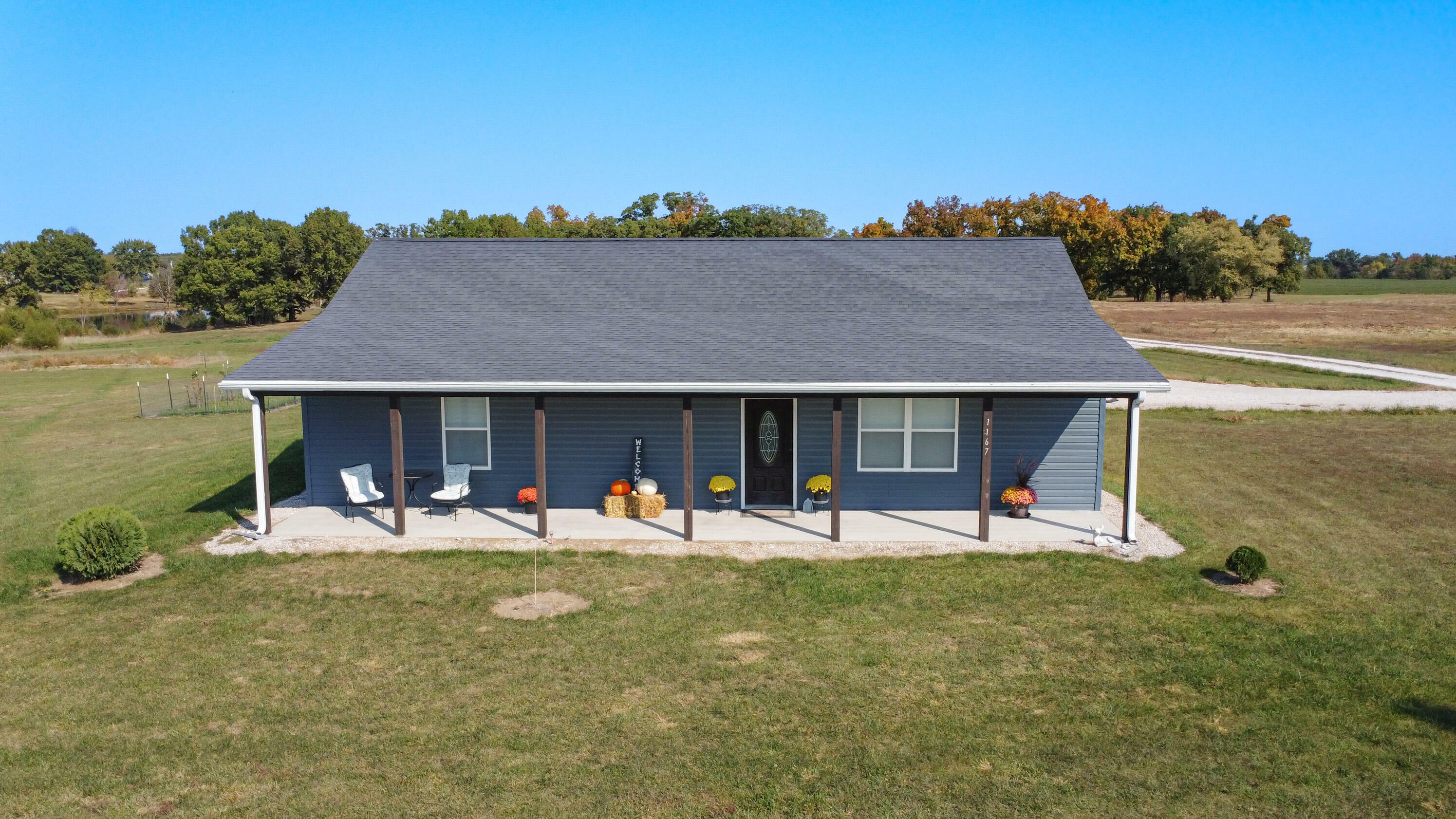 Property Photo:  1167 County Road 1465  MO 65270 