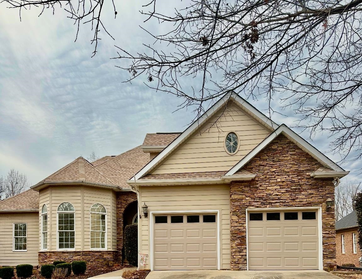 Property Photo: 912 Wando Road SC 29376
