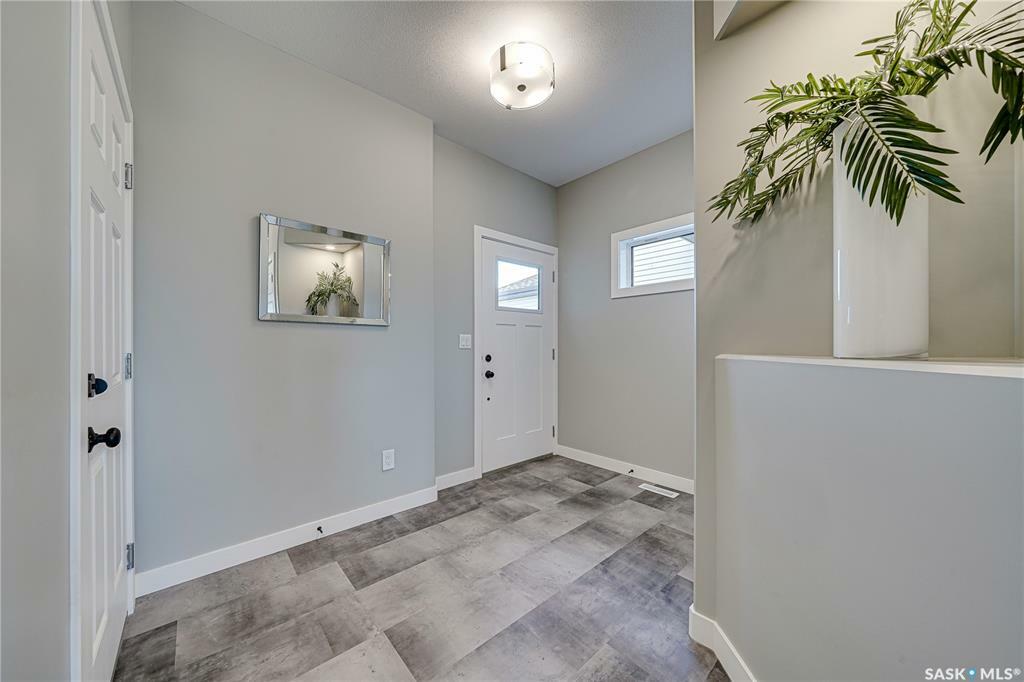 Property Photo:  146 Antonini Court  SK S7L 7P3 